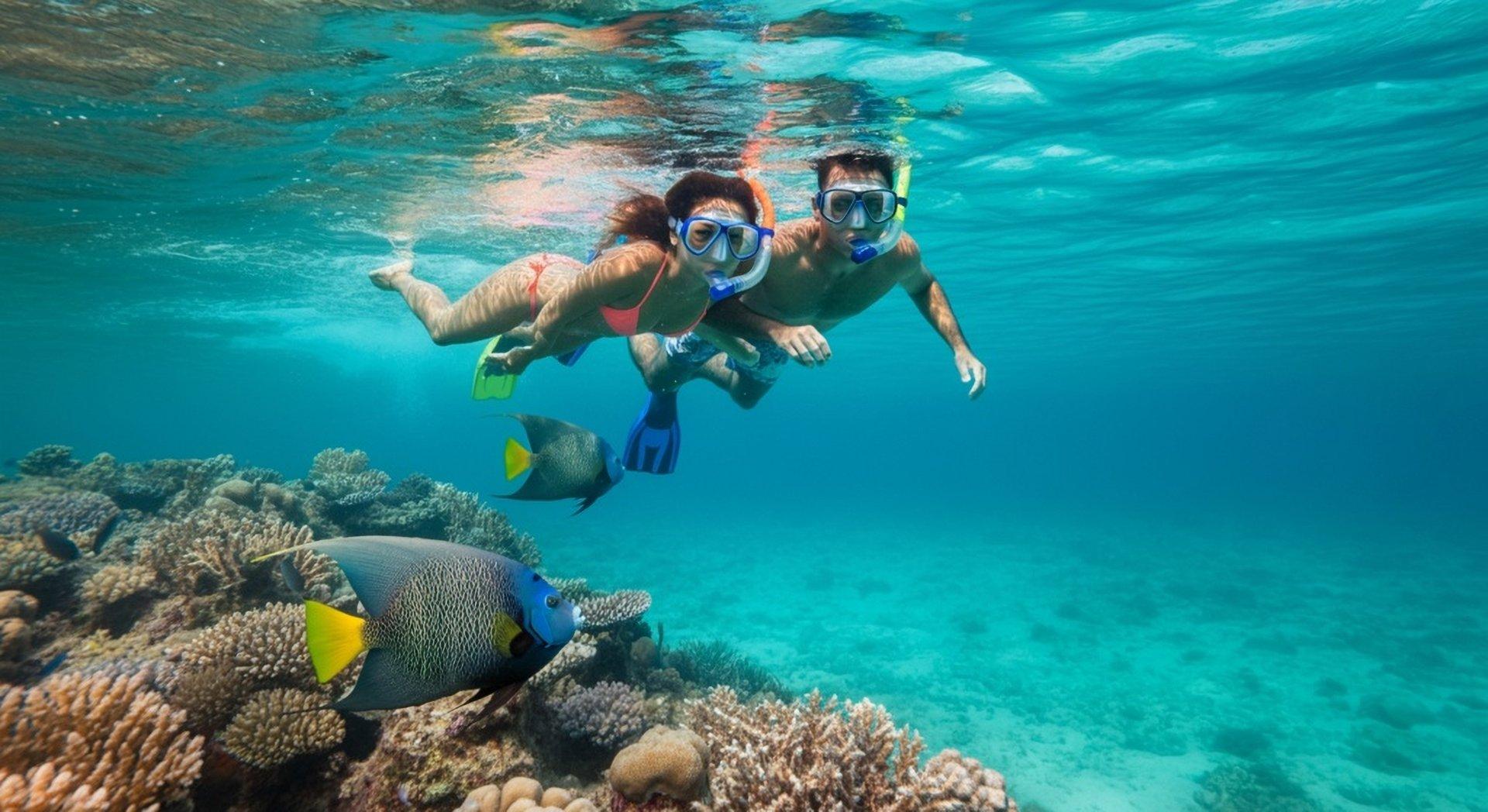 Catamarán & Snorkel — Aventura entre Islas